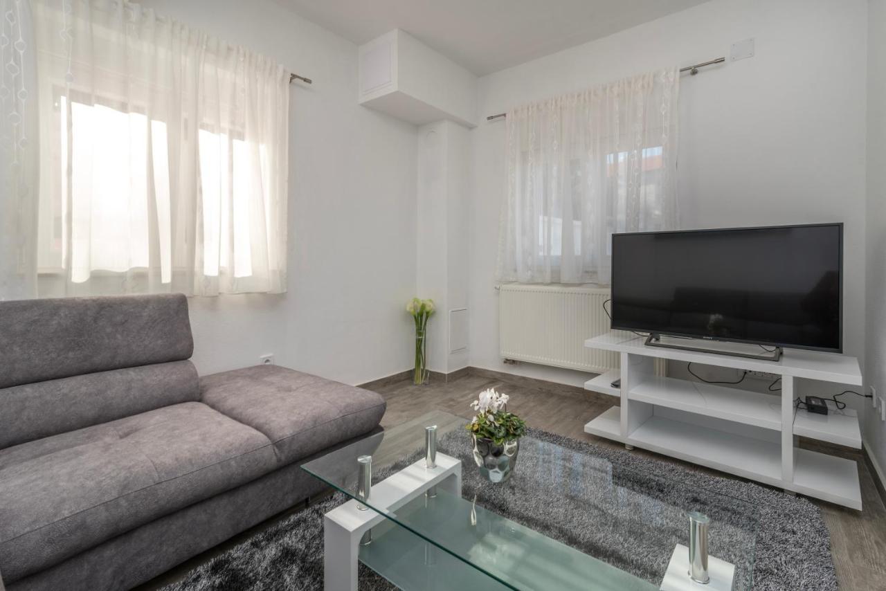 Apartments City View โตรกีร์ ภายนอก รูปภาพ